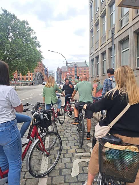 Hamburg: City Tour by Bike with Elbphilharmonie incl. Bike - From Neustadt to St. Michael’s Church