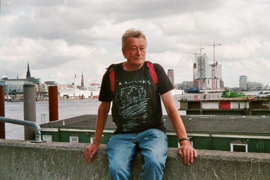 Hamburg: Downtown, Alster & Creative Neighborhoods by Bike - Münzviertel and the question of city use