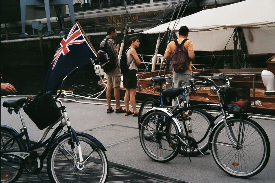 Hamburg: Downtown, Alster & Creative Neighborhoods by Bike - Sternschanze and the old Schröderstift
