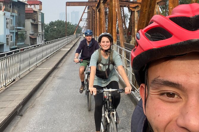 Hanoi City Bike Tour through Banana Island & Food Tasting - Starting with a bike and a local guide