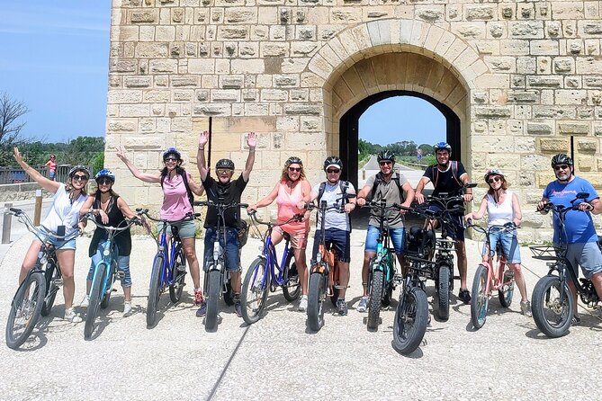Happy tour camargue an immersion by bike and scooter E - Meeting the Camargue’s animals and working traditions