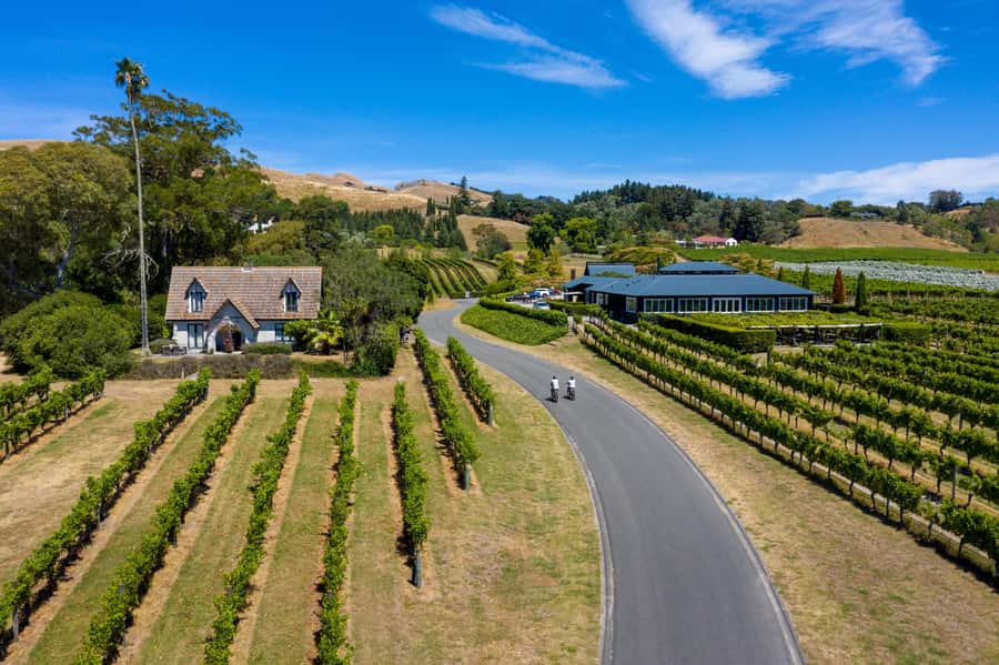 Hawke's Bay: Self Guided Coast to Vineyards Cycle Tour - Key points for planning the ride