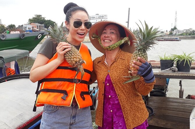 HCM: 2-Day Mekong Delta Floating Market with Cooking & Bike Ride - My Tho by motorboat, rowing boat, and rickshaw