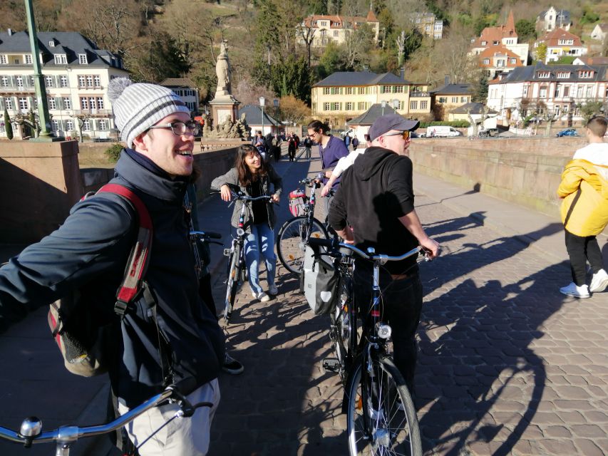 Heidelberg: Guided Bike Tour - The Old Bridge, castle, and Old Town view