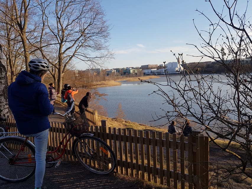 Helsinki: Bike or E-Bike Tour, BBQ, Sauna, Parks, and Forest - Meilahti Arboretum and Huopalahti Bay