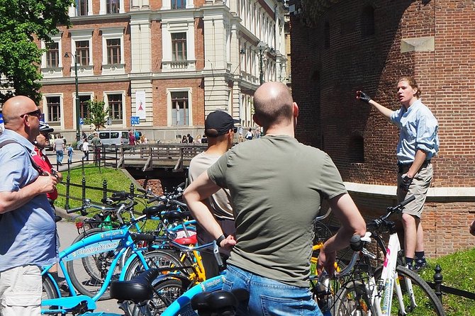 Highlights of Krakow Bike Tour - Small group - Bikes, group size, and family fit