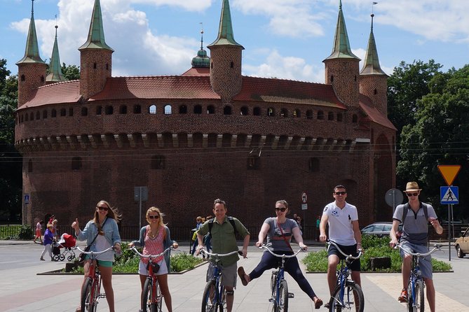 Highlights of Krakow Bike Tour - Small group - Starting in the medieval Main Square