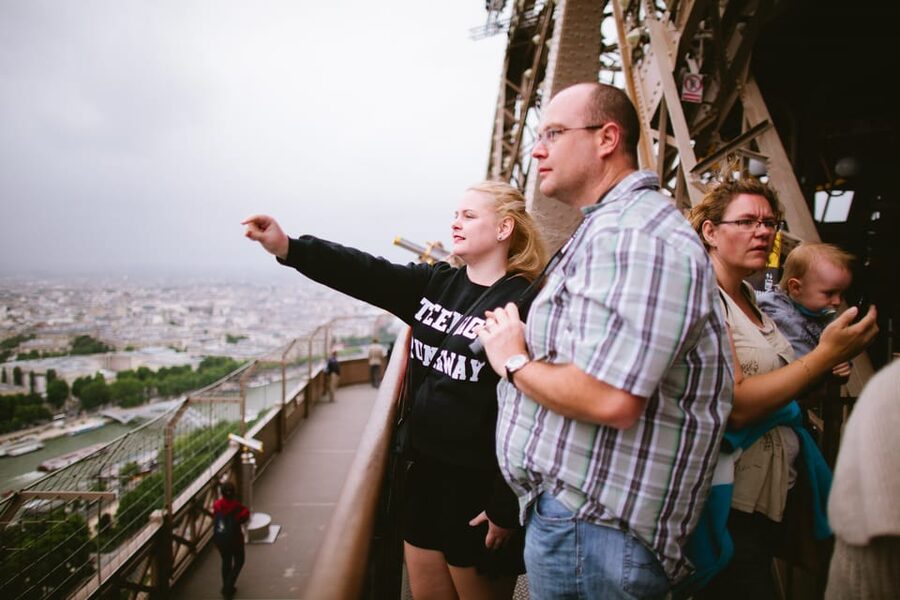 Highlights of Paris Bike Tour in English or Dutch - The Louvre and Tuileries Garden