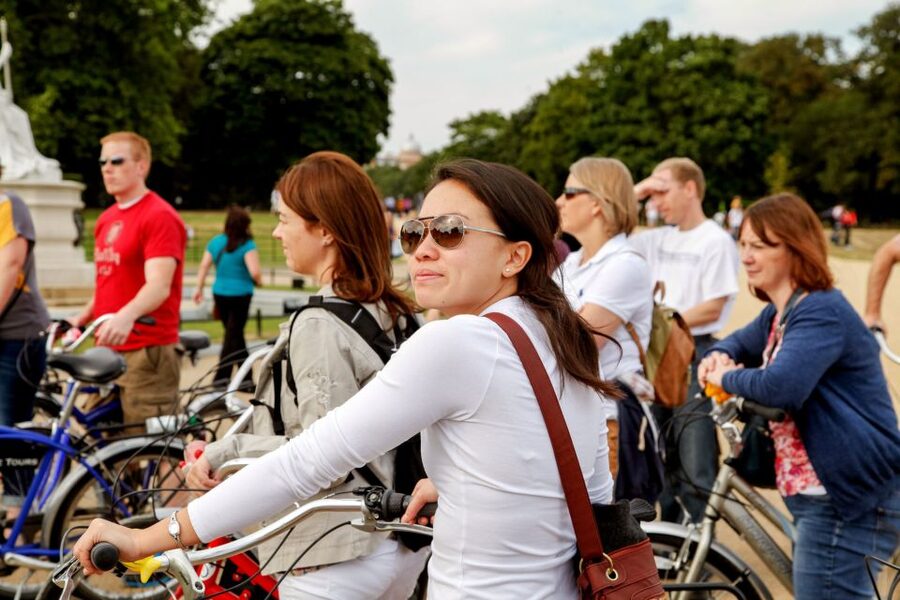Highlights of Royal London Bike Tour (3 Hours) - Royal parks, open riding, and a calmer side of the city