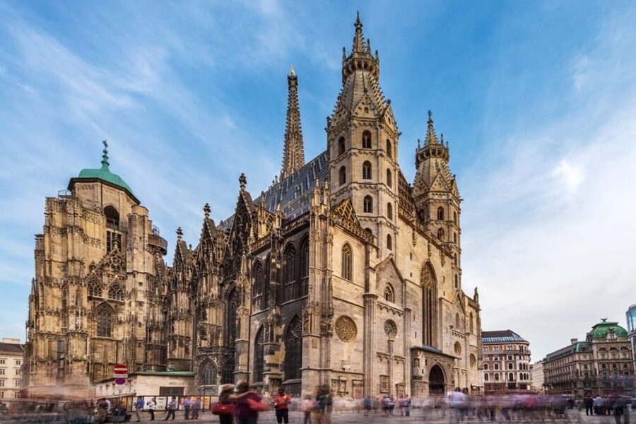 Highlights of Vienna: Private Bike Tour with Licensed Guide - Rathaus, Parliament, and the grand civic center