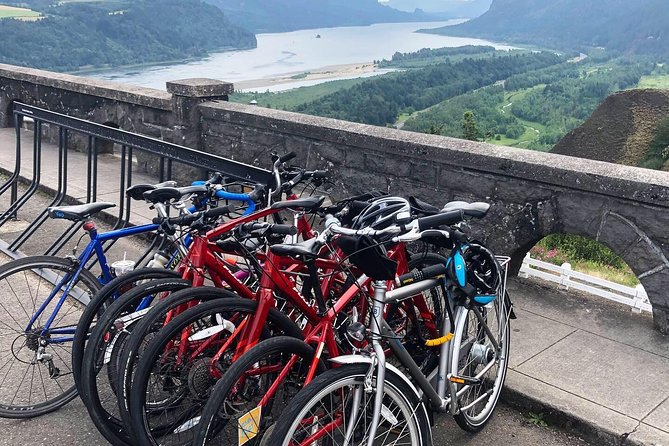 Hike and Bike Tour to Columbia River Gorge Waterfalls - Bridal Veil State Park adds a quieter stop
