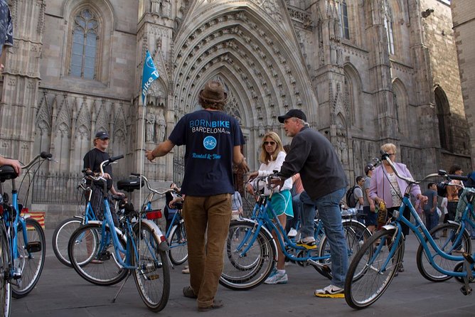 Historical and Modernist Bike Tour Barcelona - Gothic Quarter: a strong opening in the old city