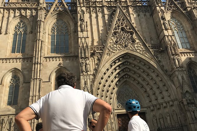 Historical Barcelona E-bike Guided Tour - What the guides add to the ride