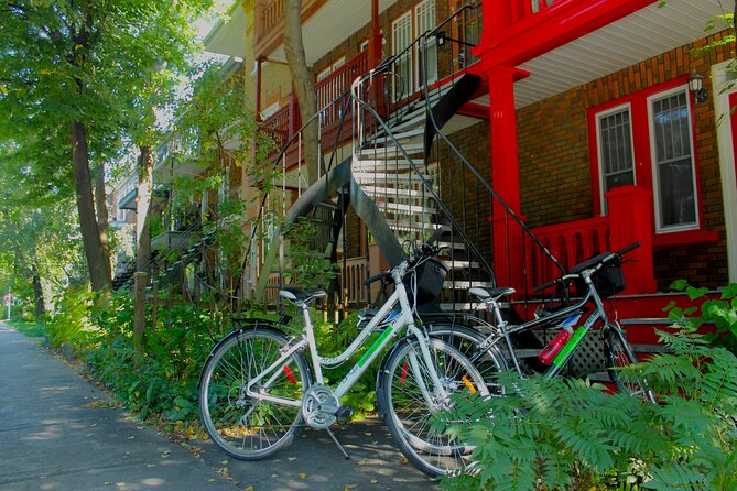 Historical Lower Town & Neighborhoods Bike Tour - Cartier-Brébeuf and the St. Charles River trail