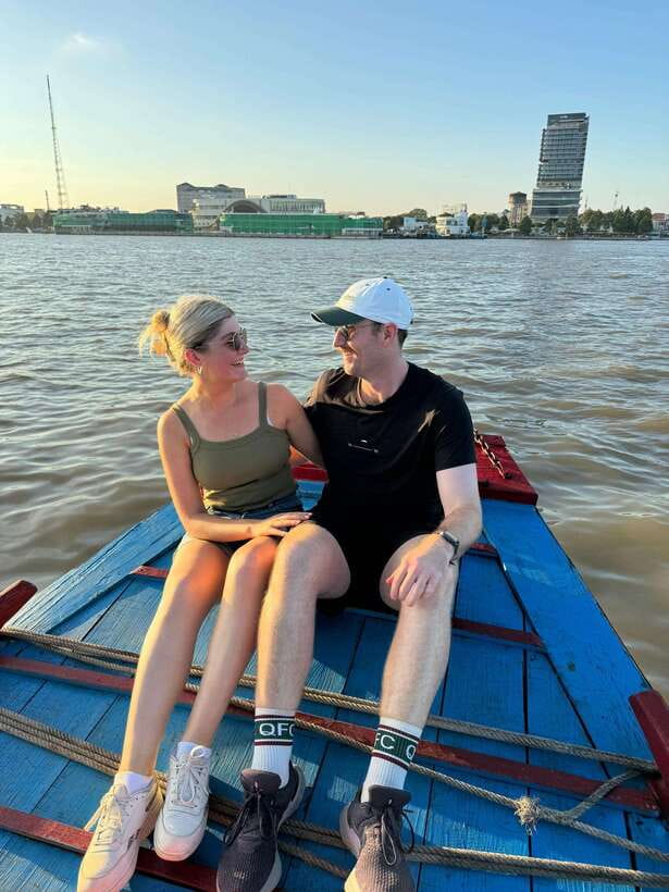 Ho Chi Minh City: 2-Day Bike & Kayak Mekong Delta Tour - Cooking spring rolls and Vietnamese pancakes