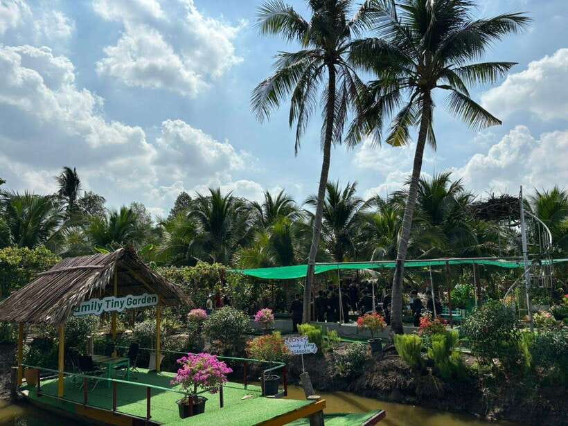 Ho Chi Minh City: 2-Day Bike & Kayak Mekong Delta Tour - Leaving Ho Chi Minh City for Bến Lức and My Tho
