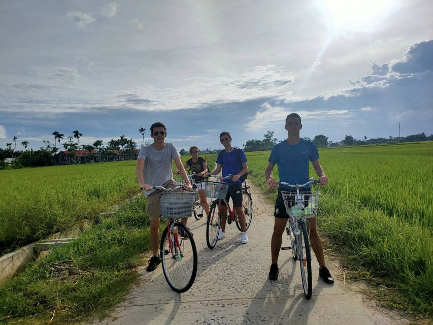 Hoi An: Private Villages Biking Tour with Meal - 10:00 at Tra Que vegetable village