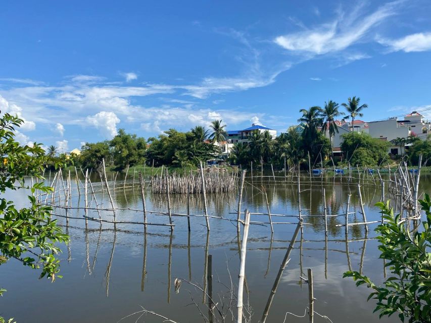 Hoi An: Rural Cycling Tour to Village with Basket Boat Ride - The guides make the difference