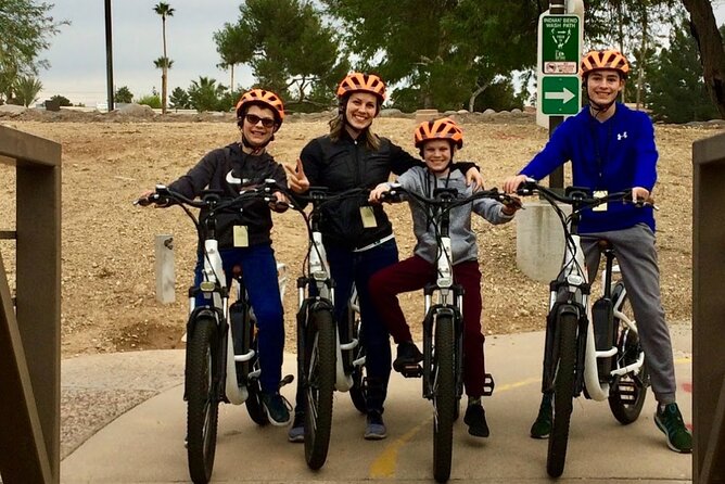 Hole in the Rock & Tempe Lake E-Bike Tour - 2 Hours - Papago Park and the desert scenery