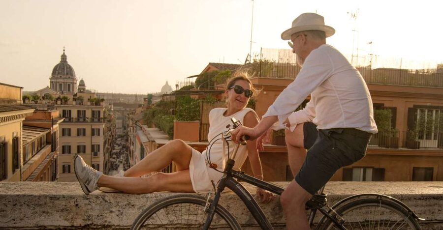 In Rome like a star: e-bike tour with photo shoot - Starting near Lepanto Metro