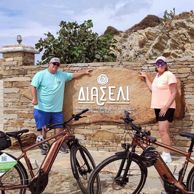 Ios E-Bike tours - Homer’s Tomb and the Aegean views