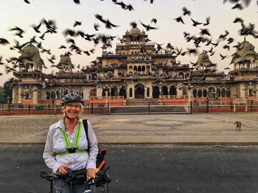 Jaipur: 3-Hour Morning Bike Tour of Jaipur Old City - The flower and vegetable markets
