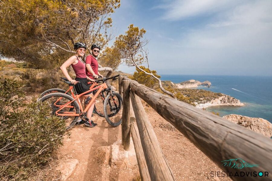 Jávea: Electric Bike Adventure to Local Coastal Treasures - Creu del Portixol and the first photo stop