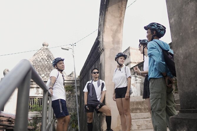 Jogja Hidden Gems - Cycling Tour - Starting outside the fence and getting on the road