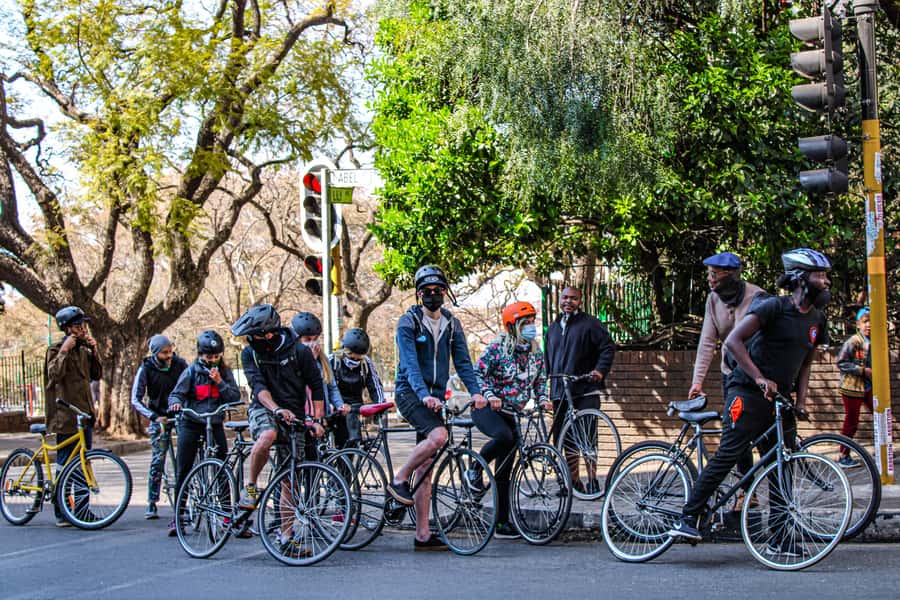 Johannesburg: Inner City Guided Cycling Tour - Braamfontein: murals, students, and creative energy
