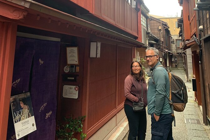 Kanazawa Half Day E-bike Tour - Kanazawa Castle and Gyokusen-an’s matcha pause