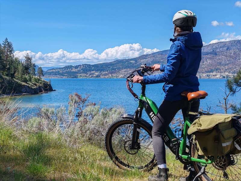 Kelowna: E-Bike Rental with In-App Navigation Guide - Getting started with a Kelowna e-bike