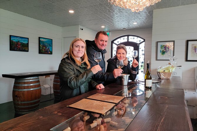 Kelowna Wine Tour by E-bike, Okanagan Valley Views and Lunch - Meadow Vista Honey Wines and the included lunch