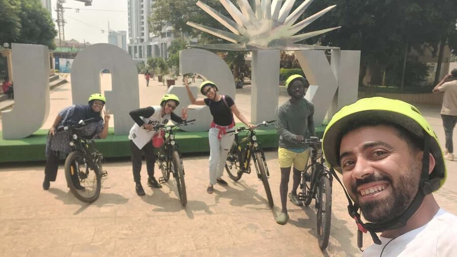 Kigali E-Bike City Tour with Breakfast - Markets, art, and meeting people along the way