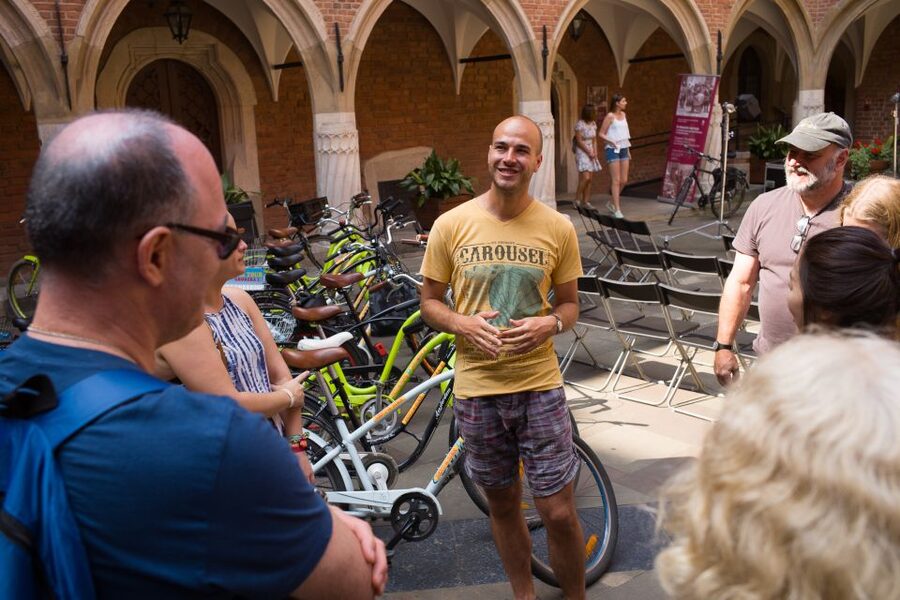 Krakow: 3-Hour Small Group Tour on E-Bike - Why an e-bike is a smart way to see Krakow