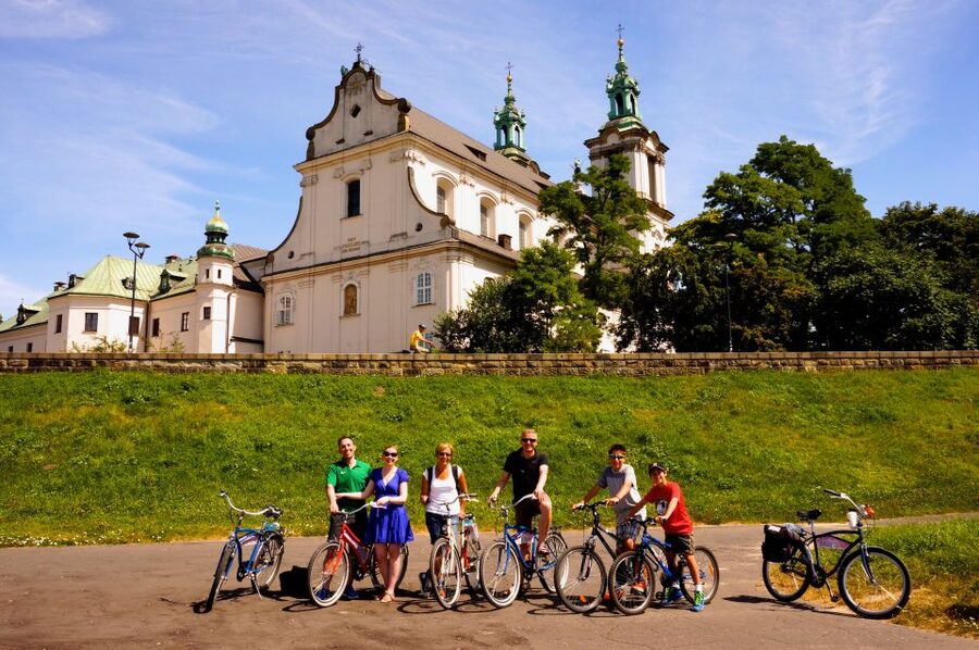 Krakow: Highlights of Krakow Bike Tour - Small Group - Main Market Square to the Old Town