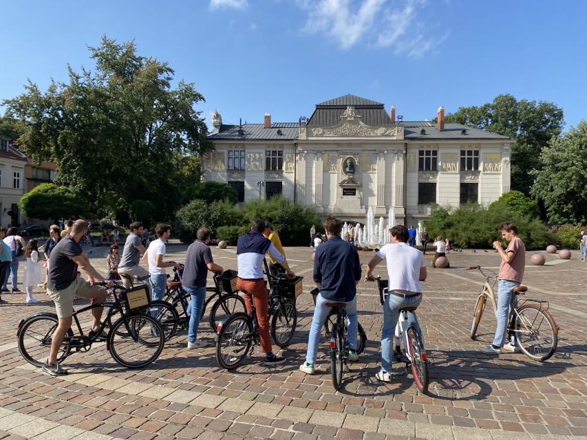 Krakow: Old Town Bike Tour with a Guide - Following the Royal Route through the historic center