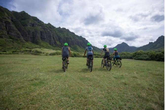 Kualoa Ranch: Novice E-Bike - Weather changes the experience