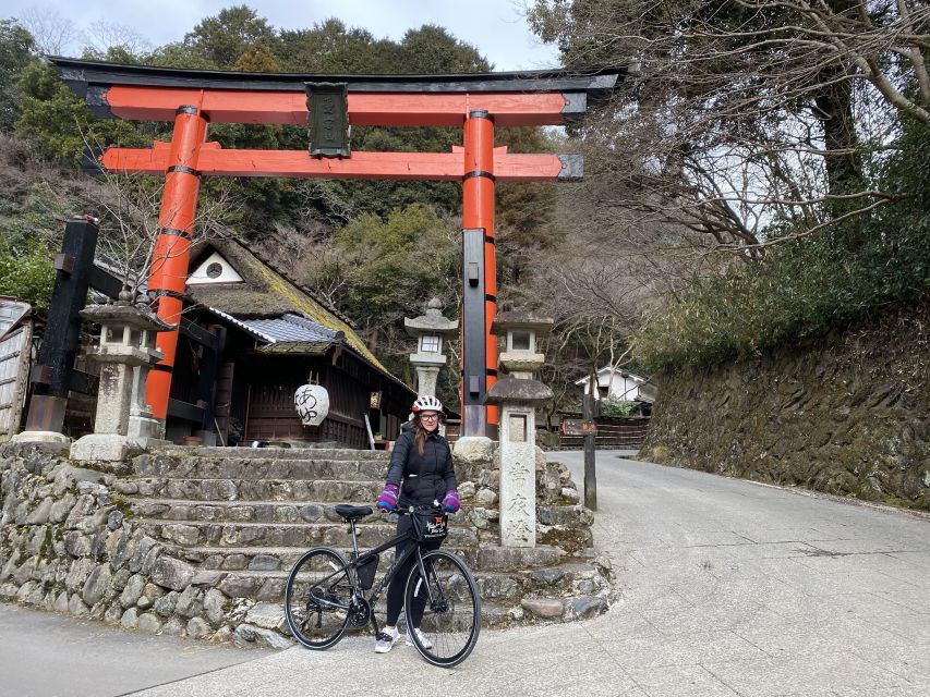 Kyoto: Arashiyama Bamboo Forest Morning Tour by Bike - Bikes, pace, and road confidence