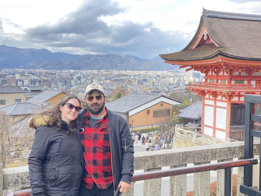 Kyoto: Full-Day City Highlights Bike Tour with Light Lunch - Gion at street level