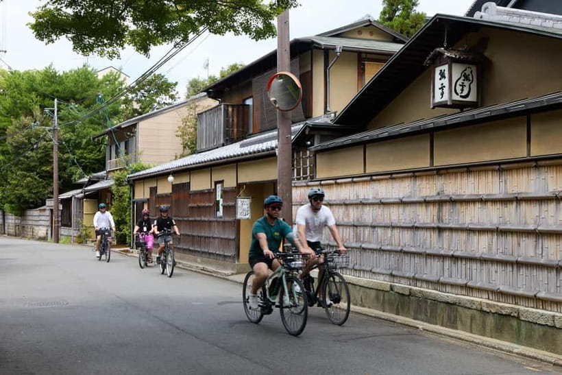 Kyoto: Hidden Gems E-Bike Tour Through Backstreets & Temples - Heian Shrine’s open grounds and bright details