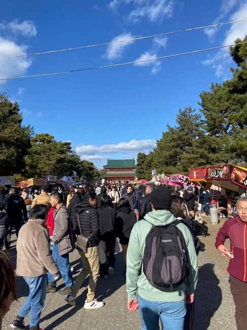 Kyoto: Hidden Gems E-Bike Tour with Local Japanese Guide - The guides are a major part of the experience