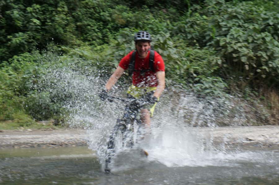 La Paz: Mountain Bike Down the World's Most Dangerous Road - Key things to know before riding Death Road