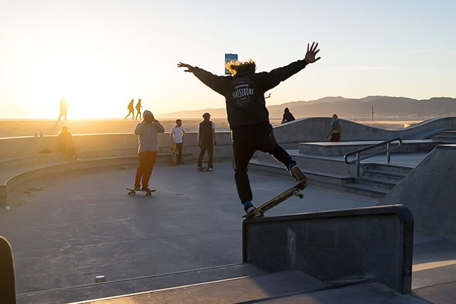 LA: Santa Monica & Venice Beach Bike Adventure - Abbot Kinney Boulevard on the return route