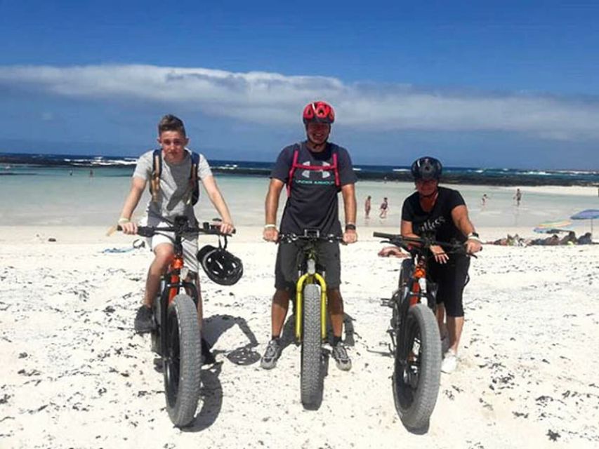 Lanzarote: Advanced 5-Hour Fuerteventura E-Bike Tour - Hiking up Calderón Hondo