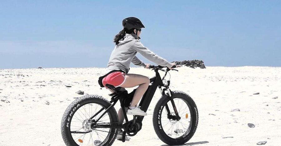 Lanzarote: Advanced 5-Hour Fuerteventura E-Bike Tour - Following the white-sand riverbed to El Cotillo