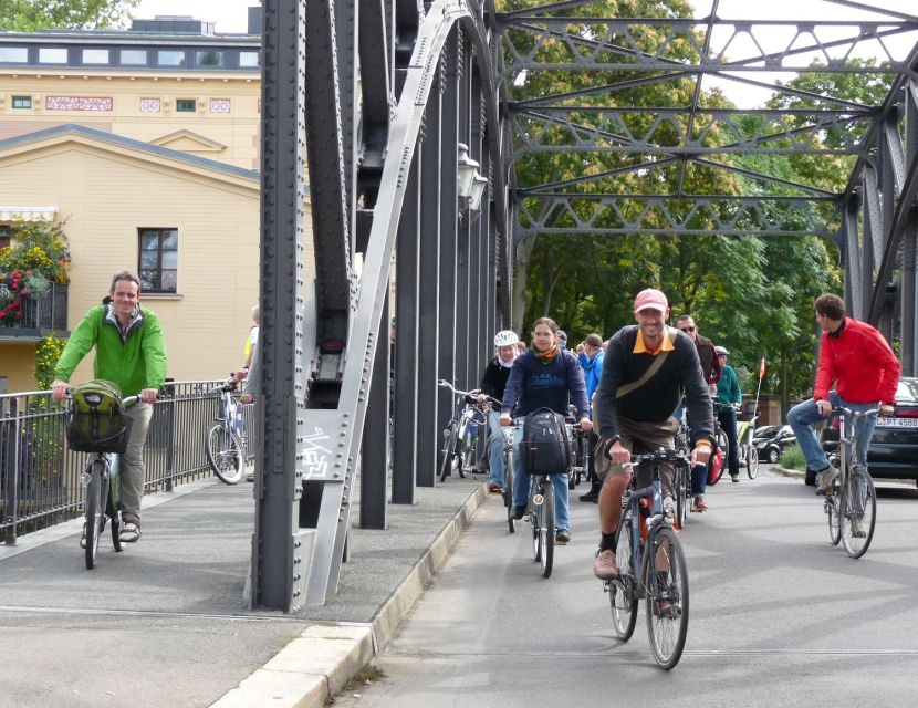 Leipzig: 3-Hour Guided Bike Tour - Plagwitz and Schleußig: Leipzig beyond the old town