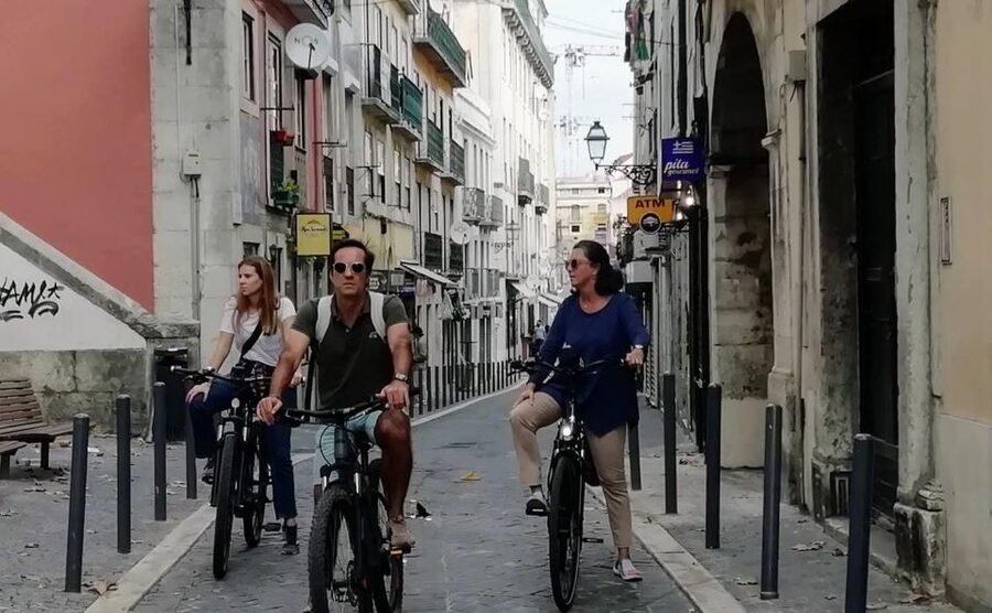 Lisbon: 7 Hills Panoramic Guided Tour by E-Bike - Safety, comfort, and the small catches