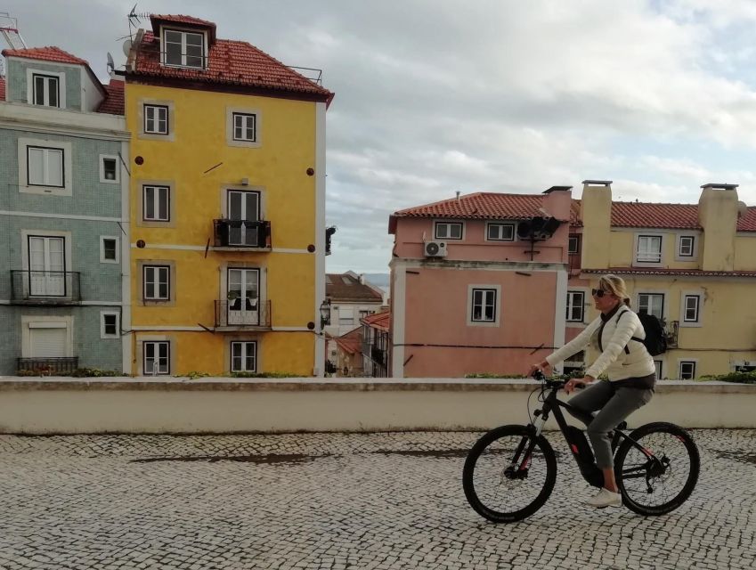 Lisbon: 7 Hills Panoramic Guided Tour by E-Bike - The e-bike makes the price make sense