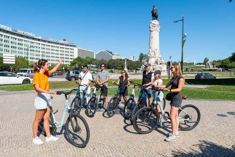 Lisbon: Bike Tour from Lisbon to Belém + Liquor & Pastry - The café break and pastel de nata