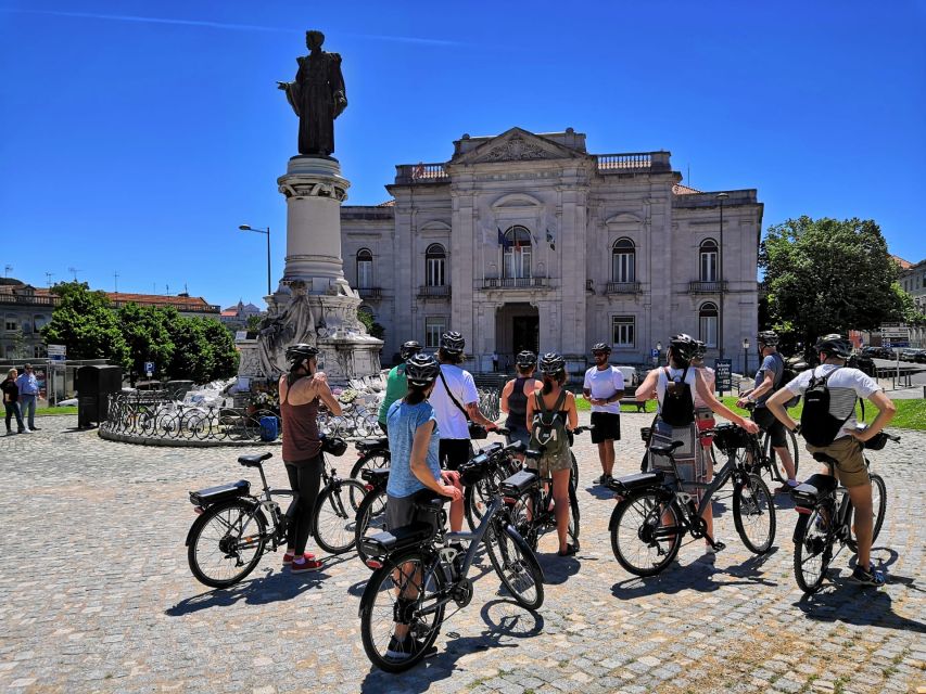 Lisbon: City Highlights and Viewpoints E-Bike Tour - Grand avenues and the way downhill